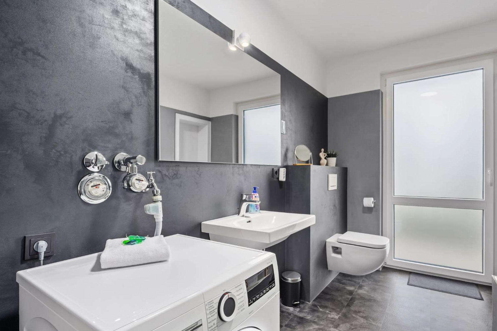 Stilvolle Stadtoase, 116 Qm, Parkblick, Wassernah, Parkplatz Wilhelmshaven Exterior foto